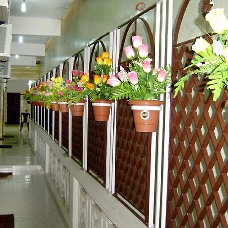 French Guest House 蓬蒂切里 外观 照片